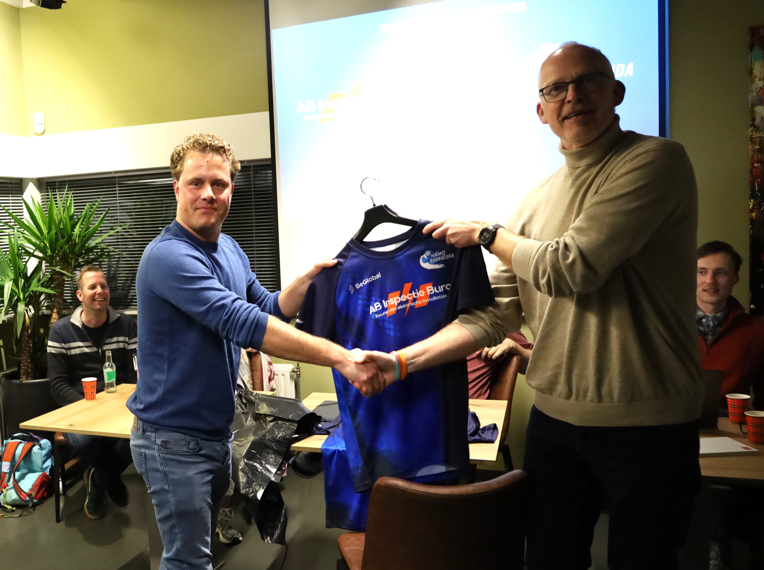 Nieuwe shirtsponsor!